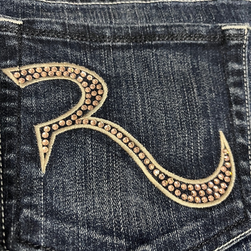 Rock & Republic medium wash small Swarovski embellished pockets - Picture 3 of 8